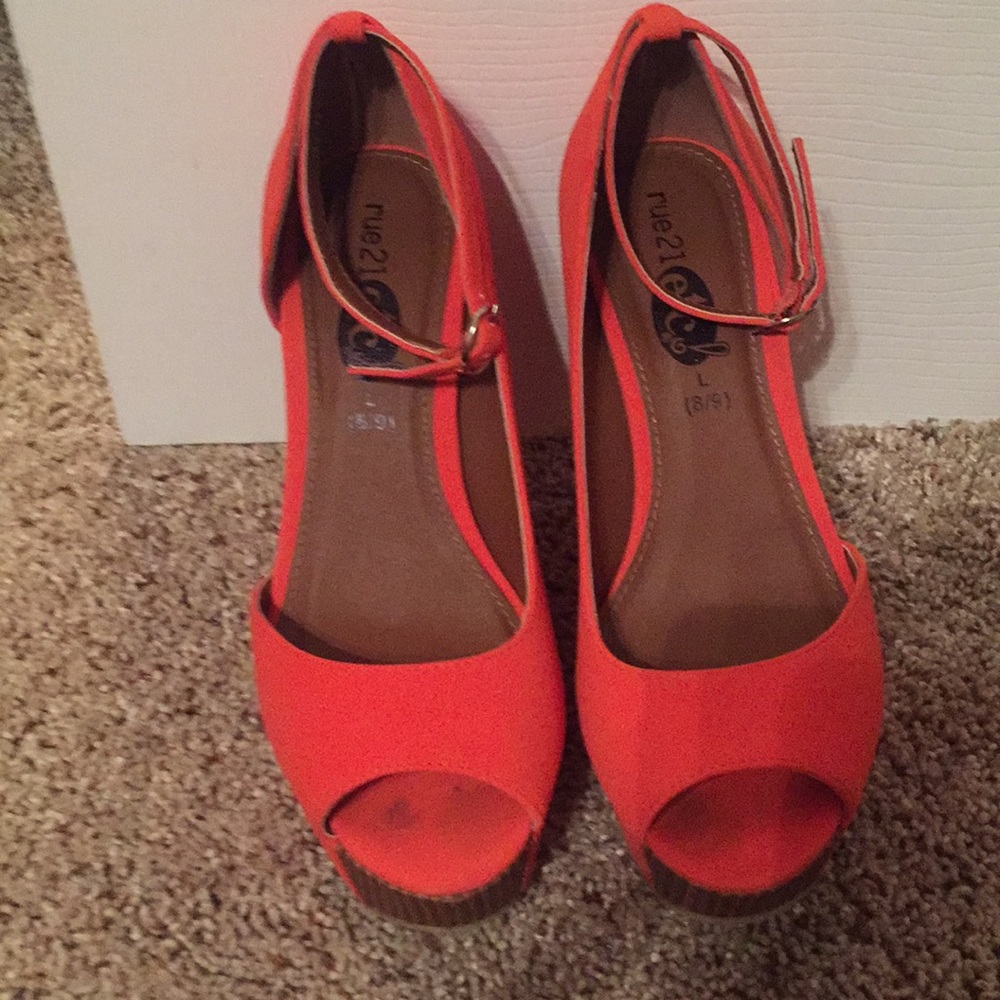 Rue 21 wedges
